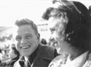 1945-10-27 Jack & Virginia Potter, Yale-Cornell Football, New Haven CT.jpg