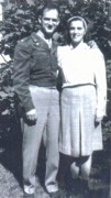 1945-10-28 1 Dick & Mary (Razee) Wilkins.jpg