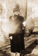 1946-03~ 12 Church-goer Gram.jpg