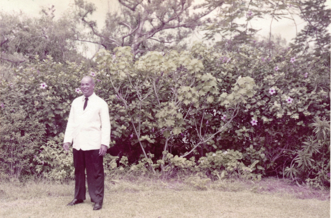 1956-09 01 Kenneth, Newstead (resort), Bermuda.jpg