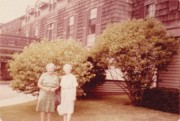 1963-09 1 Miss Sieger & Doris, Weekapaug Inn RI.jpg