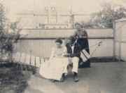 1900~ Nellie Willmott, John & Liz Perry.jpg