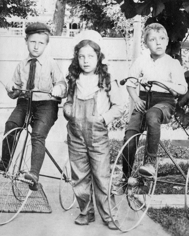 1902~ John, Burge & Ped.jpg
