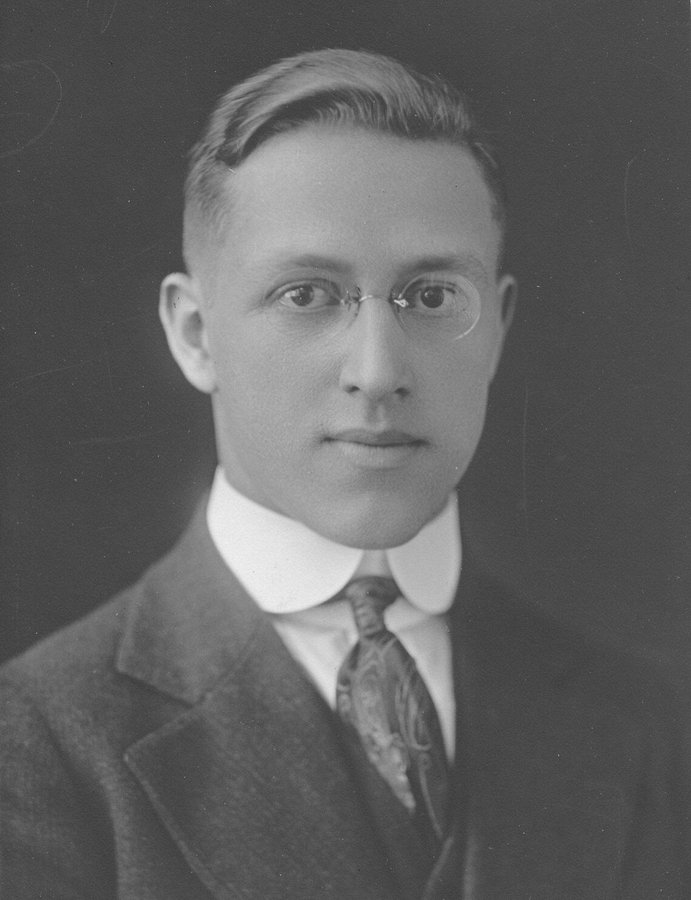 1915 Horace Burr Jay Perry.jpg