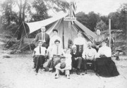 1902~ 1 (r) Fred & Jennie Nettleton, Aunt Ceal, Liz Perry; (m) Burt, Emma & Peg Nettleton, Uncle Fred, Bill & Sarah Fowler; (f) Ped Perry, Oyster River CT.jpg