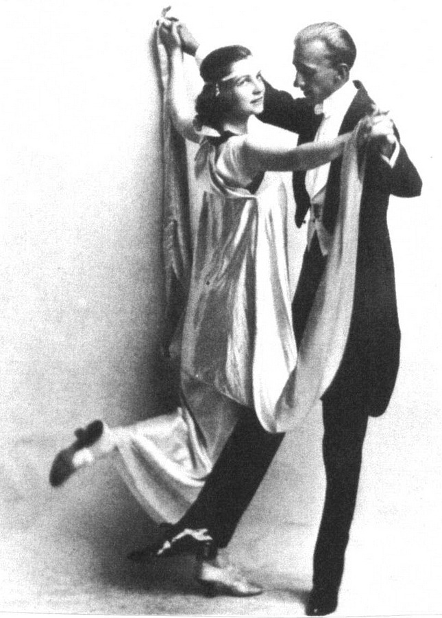 1915 Irene & Vernon Castle.jpg