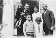 1930~ (f) Jack & Diane; (r) Lloyd & Lee Woodbury, Doris, Alwyn Woodbury; South Weymouth MA.jpg
