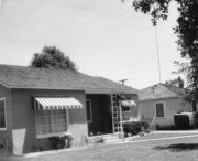 1960-08 1 Alwyn Woodbury's home, CA.jpg