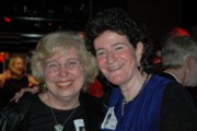 2005-04-02 5 Felsa & Janie.jpg