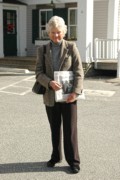 2006-04-02 Mom at Five Corners, Williamstown.jpg