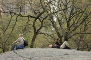 2007-04-28 0 Pete, Peter and Christy, Central Park NYC.JPG