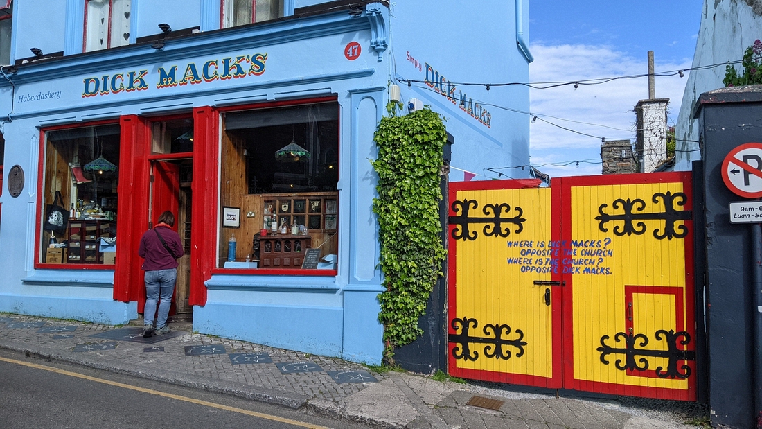 2022-06-01 197 First walk, around Dingle.jpg