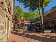 2023-04-19 14 Bluegrass buskers, Smoky Mountain Brewery, Gatlinburg TN.jpg