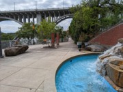 2023-04-23 47 Tennessee River walk, Knoxville TN.jpg