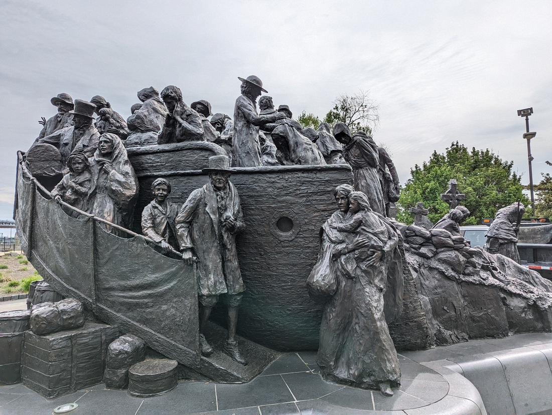 2023-05-09 089 The Irish Memorial by Glenna Goodacre (2002), Philadelphia.jpg