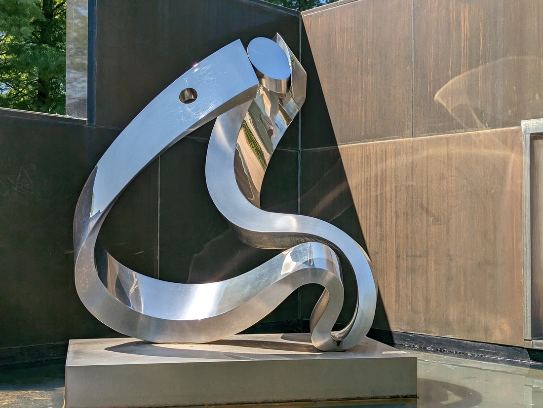 2023-05-10 189 Dragons Shrill in the Cosmic Void (1991), Yuyu Yang; Grounds for Sculpture, Hamilton NJ.jpg